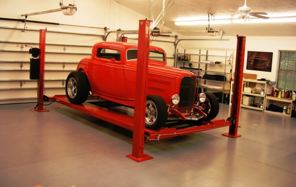 IS-8000 Car Lift
